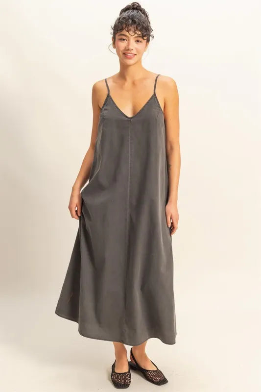 HYFVE Dyed V-Neck Loose Dress-HYFVE-BLACK-M-Urbanheer