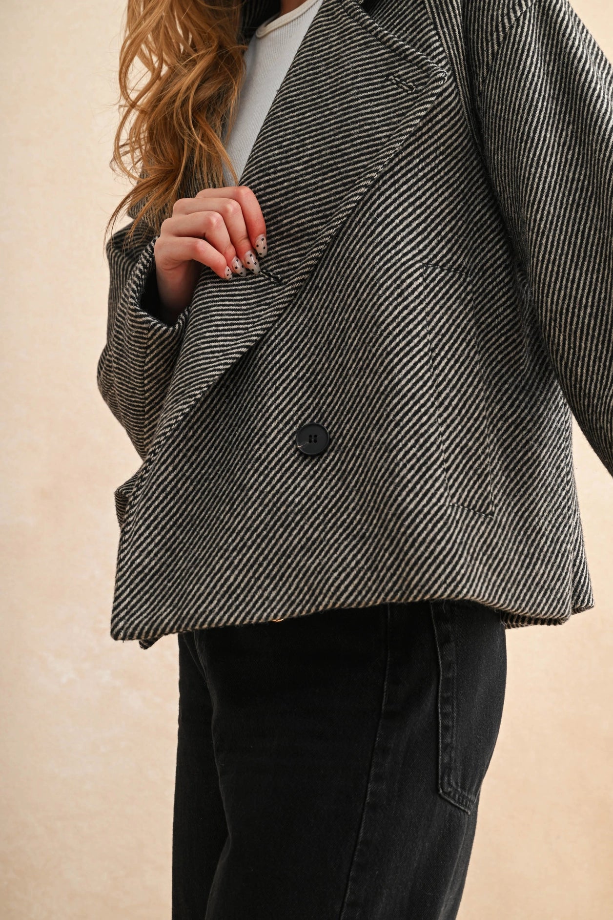 Herringbone Pattern Cape Style Jacket