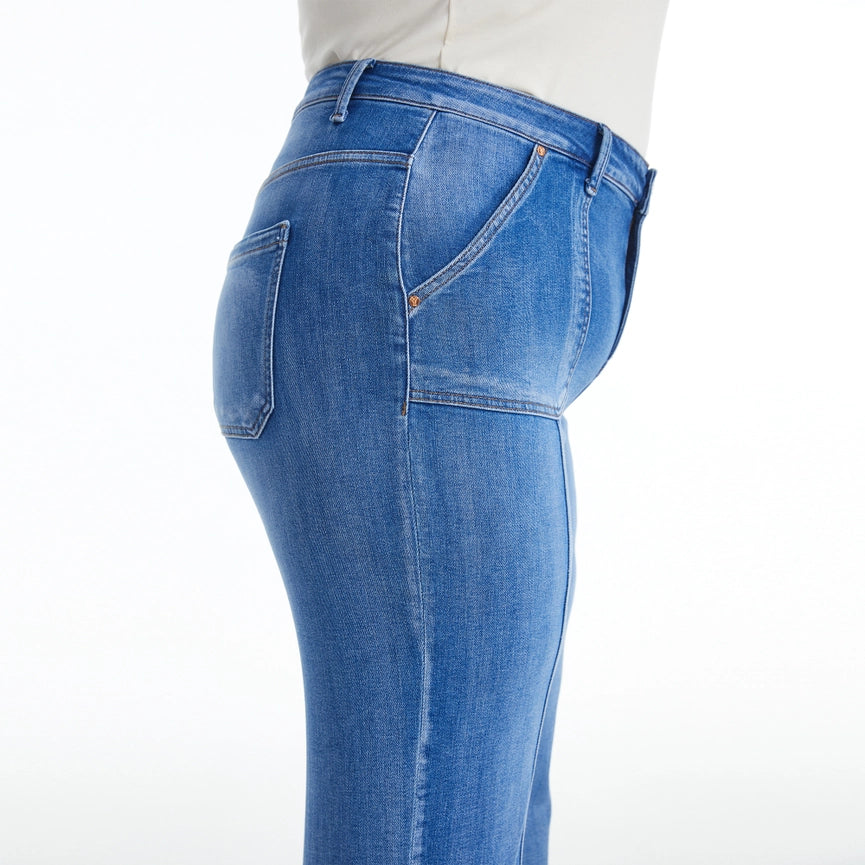 High Rise Relaxed Straight Jeans with Raw Hem BLUELOVER-Jeans-BAYEAS-14W-BLUELOVER-Urbanheer
