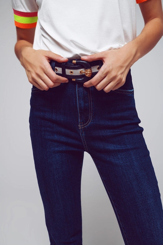 High Waisted Flared Jeans In Dark Wash-Jeans-Q2-XS-Blue-Urbanheer