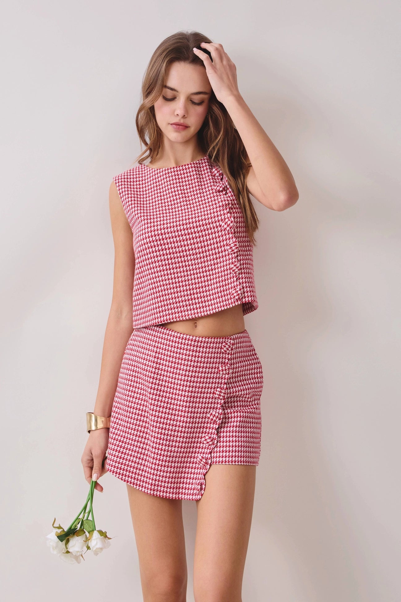 Houndstooth Pattern Covered Button Trim Top