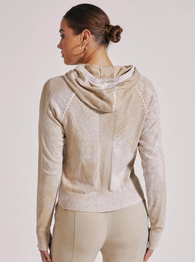 Huntress Hoodie Irish Cream-Hoodie-Blanc Noir-XS-Irish Cream-Urbanheer