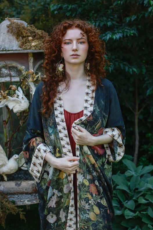 I Dream in Flowers Bamboo Duster Kimono Robe with Bees-Kimono-Market of Stars-length 118cm width 78 cm.-Urbanheer