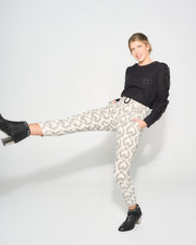 IKATE Perfect fit pleat pants-GILD-XS-Urbanheer
