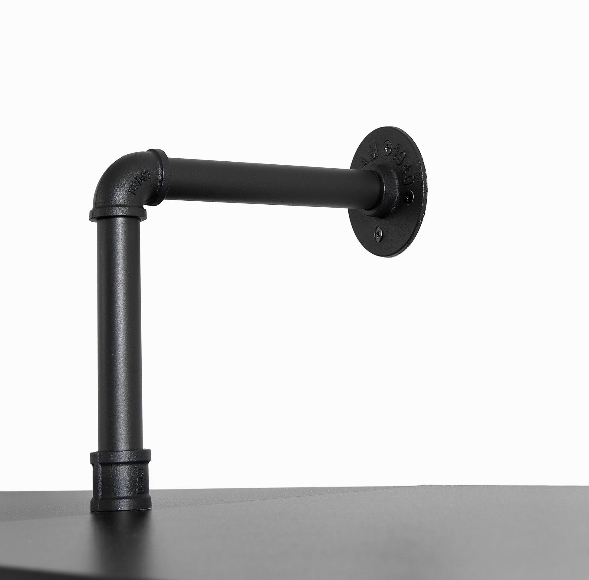 Industrial Pipe Clothing Rack, Reversible 118.3''-UH Decor-Default-Urbanheer