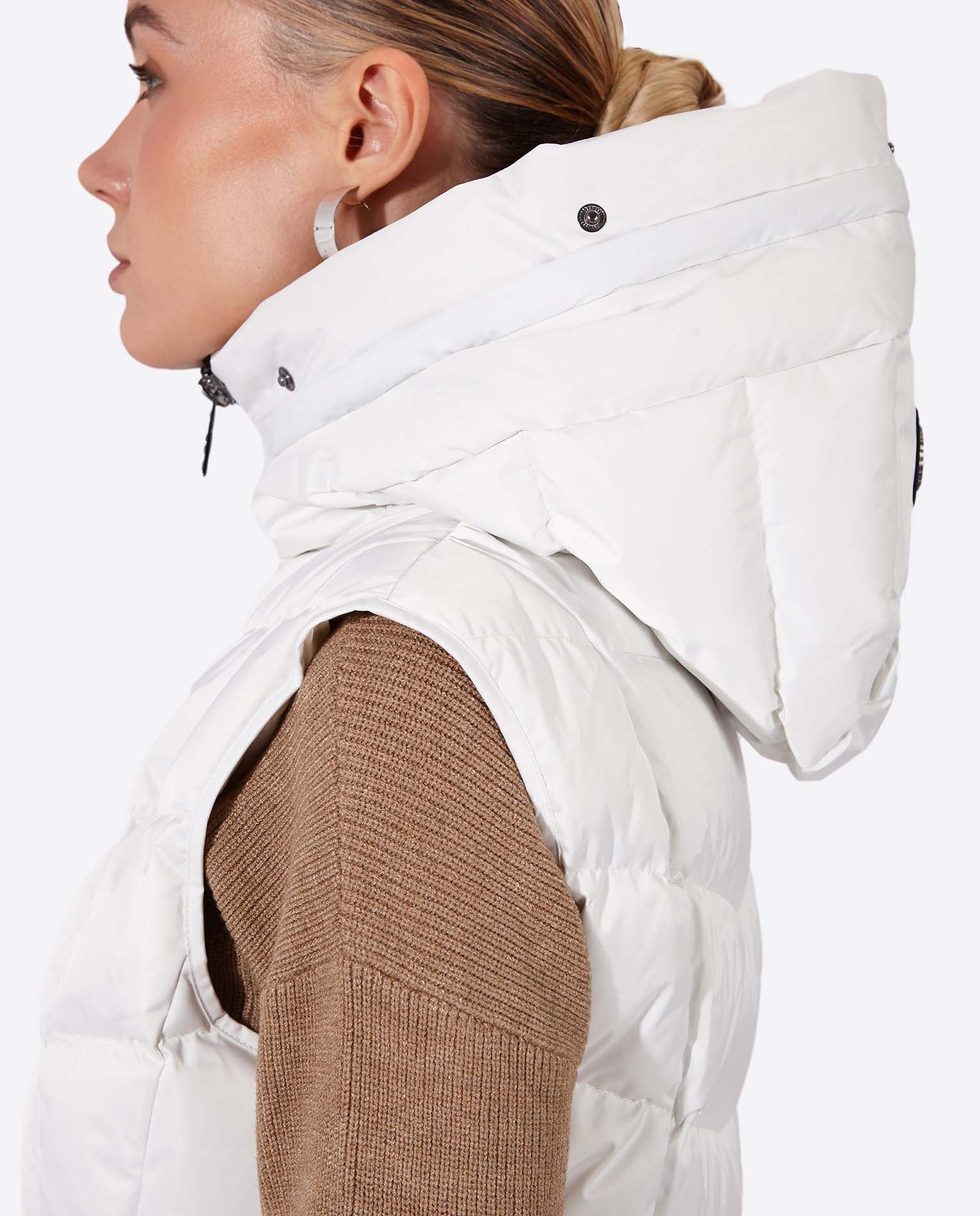 JANA Women's long vest with fixed hood-Vest-Henry Arroway-S-Nacre/m-Urbanheer