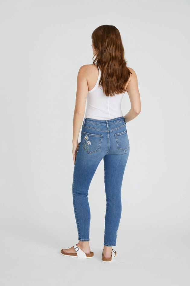Jackie X Crazy For Daisy-Jeans-DRIFTWOOD-24-Urbanheer