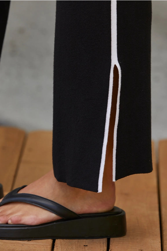 Jimi Contrast Pop Sweater Knit Two Piece Set-Set-Crescent-XS-BLACK/WHITE-Urbanheer