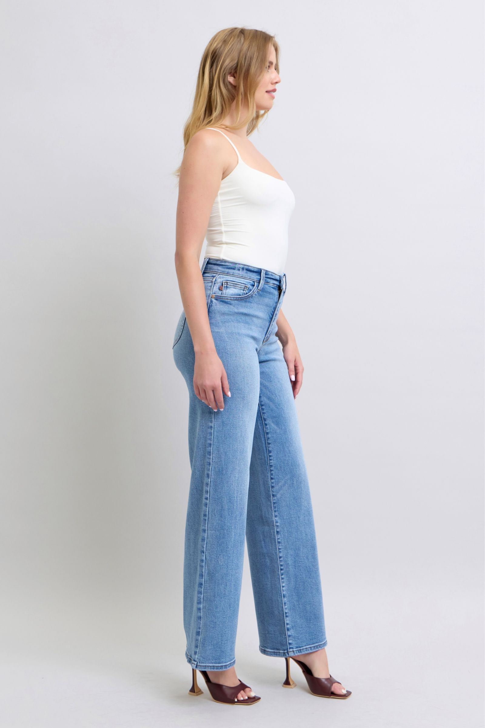 Judy Blue Full Size Wide Leg Jeans with Pockets-Street 360-Medium-0(24)-Urbanheer