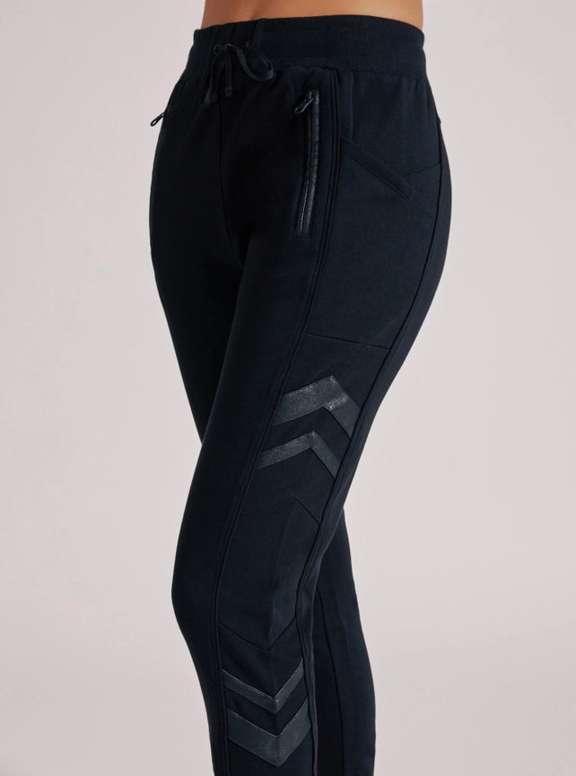 Katia Jogger-Jogger Pants-Blanc Noir-S-BLACK-Urbanheer