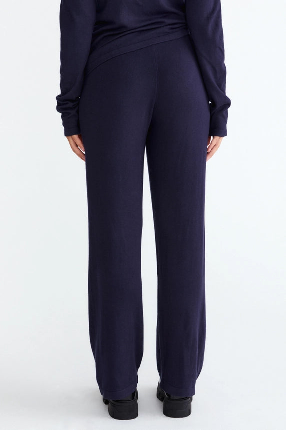Kim Wide Natt Himmel-Trousers-Movesgood-XS-Natt Himmel-Urbanheer