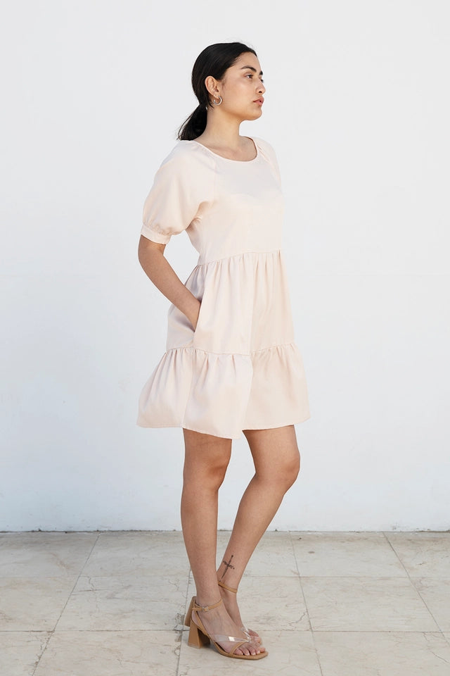 Knee-Length Summer Dress with Flounces “Me-Ta” in Soft Pink Made of 100% Tencel-Dress-Studio Hertzberg-XS-Urbanheer