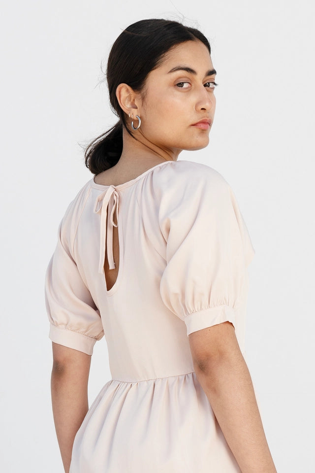 Knee-Length Summer Dress with Flounces “Me-Ta” in Soft Pink Made of 100% Tencel-Dress-Studio Hertzberg-XS-Urbanheer