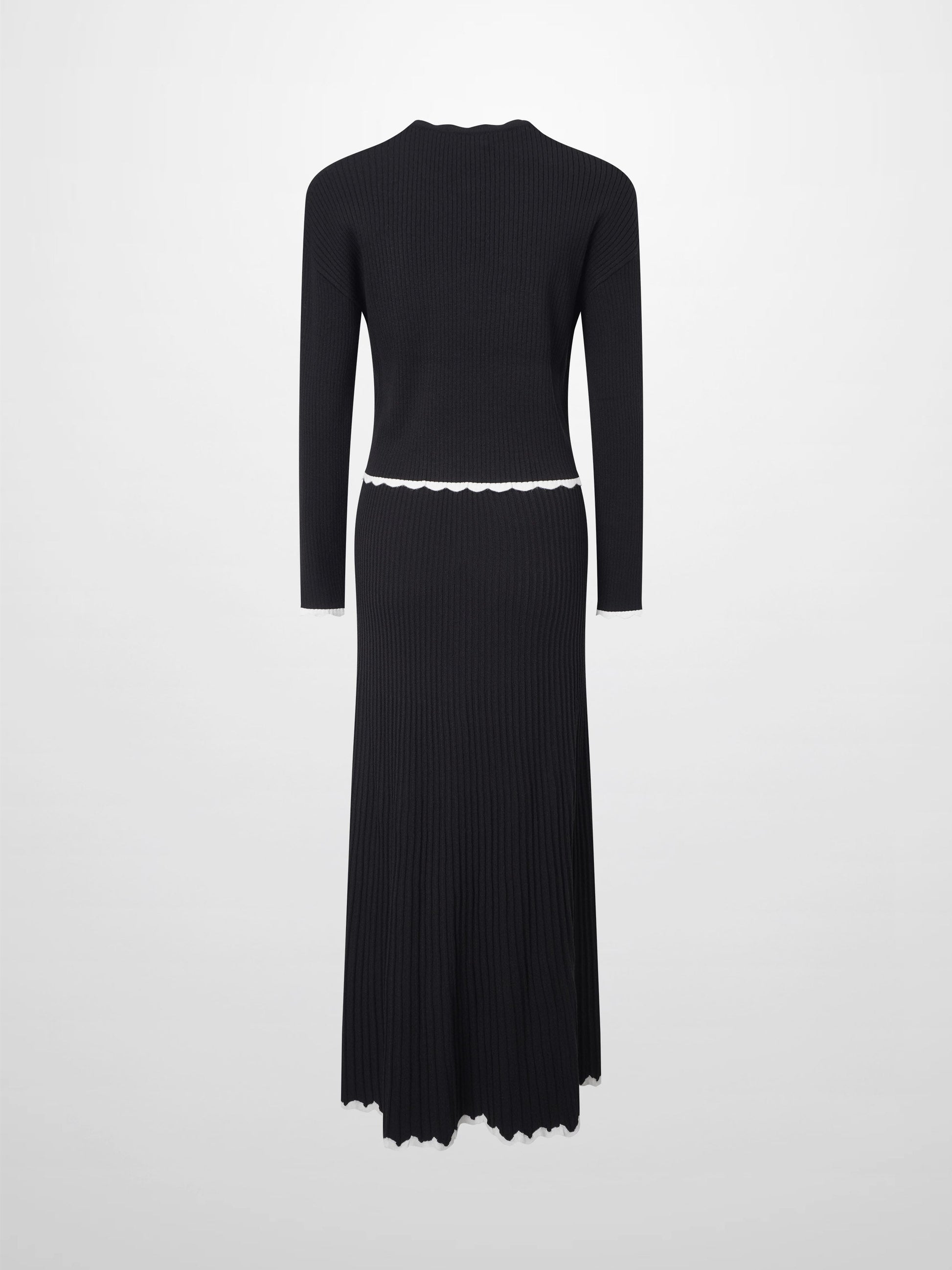 Knit Crop Sweater Dress Set-Black/Cream from SPACE exclusive at – Urbanheer