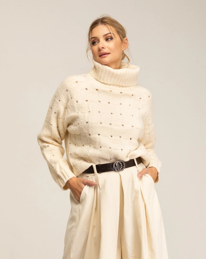 Knitted Sweater with Fur Effect Beige-Sweater-Tantra-YOUR-Urbanheer