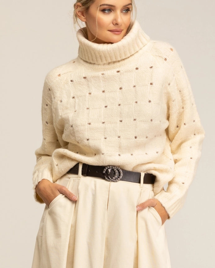 Knitted Sweater with Fur Effect Beige-Sweater-Tantra-YOUR-Urbanheer