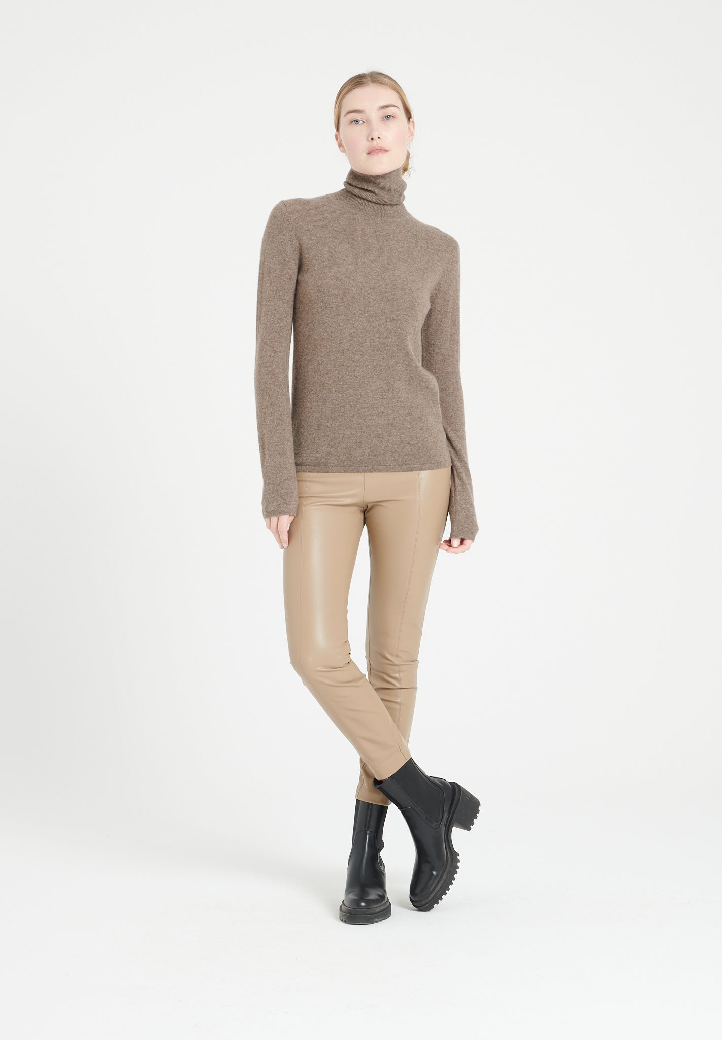 LILLY 3 Pull col roulé en cachemire taupe-col roulé femme-Studio Cashmere8-2XL-SC8-00154-taupe-Urbanheer