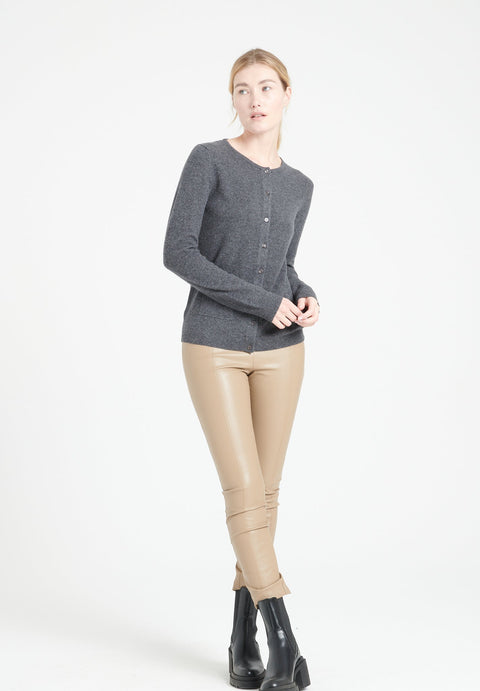 LILLY 4 Cardigan col rond en cachemire cintré gris anthracite-gilet cardigan col rond femme-Studio Cashmere8-L-SC8-00168-gris anthracite-Urbanheer