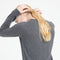 LILLY 4 Cardigan col rond en cachemire cintré gris anthracite-gilet cardigan col rond femme-Studio Cashmere8-L-SC8-00168-gris anthracite-Urbanheer