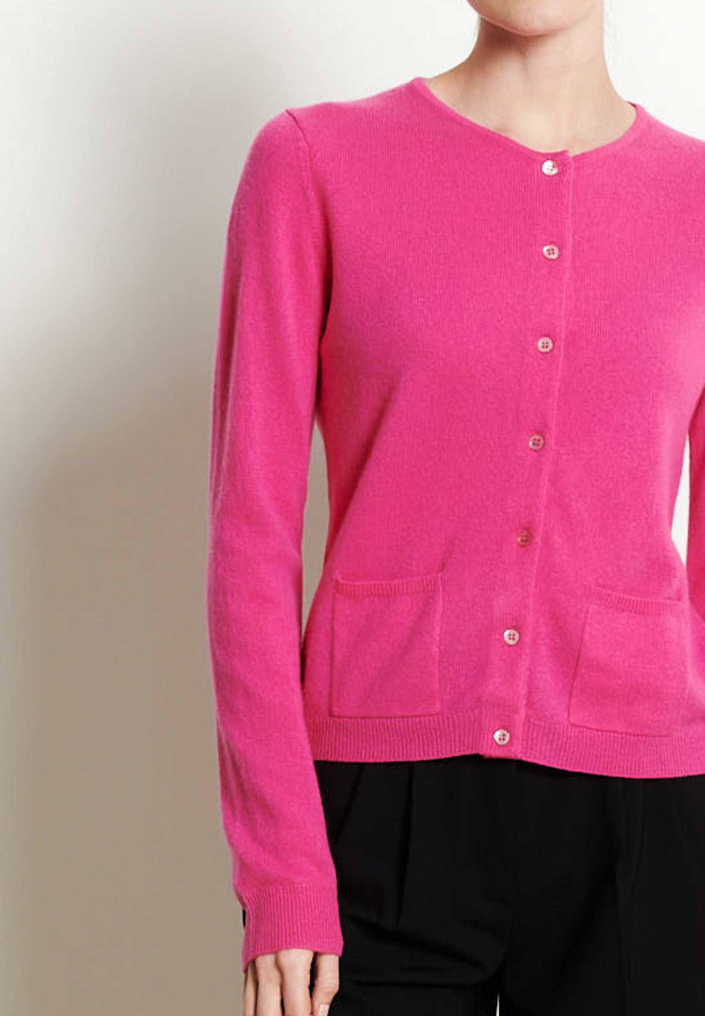 LILLY 4 Cardigan col rond en cachemire cintré rose indien-gilet cardigan col rond femme-Studio Cashmere8-S-SC8-00692-rose indien-Urbanheer