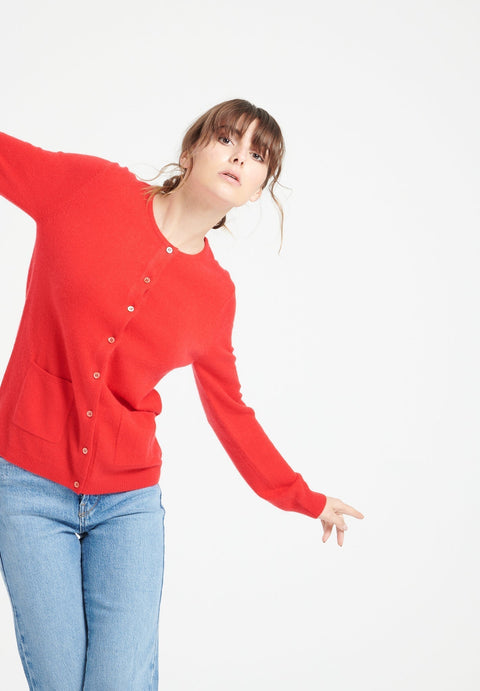 LILLY 4 Cardigan col rond en cachemire cintré rouge-gilet cardigan col rond femme-Studio Cashmere8-S-SC8-00173-rouge-Urbanheer