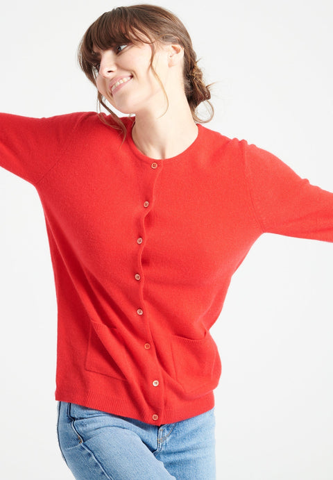 LILLY 4 Cardigan col rond en cachemire cintré rouge-gilet cardigan col rond femme-Studio Cashmere8-S-SC8-00173-rouge-Urbanheer