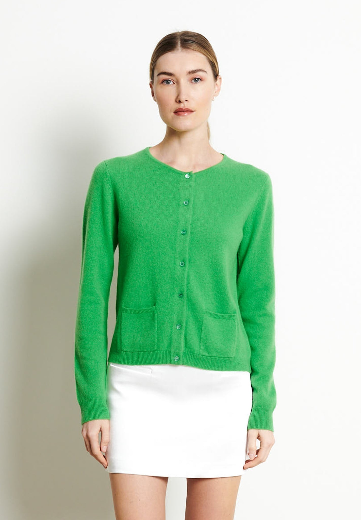 LILLY 4 Cardigan col rond en cachemire cintré vert pomme-gilet cardigan col rond femme-Studio Cashmere8-S-SC8-00689-vert pomme-Urbanheer