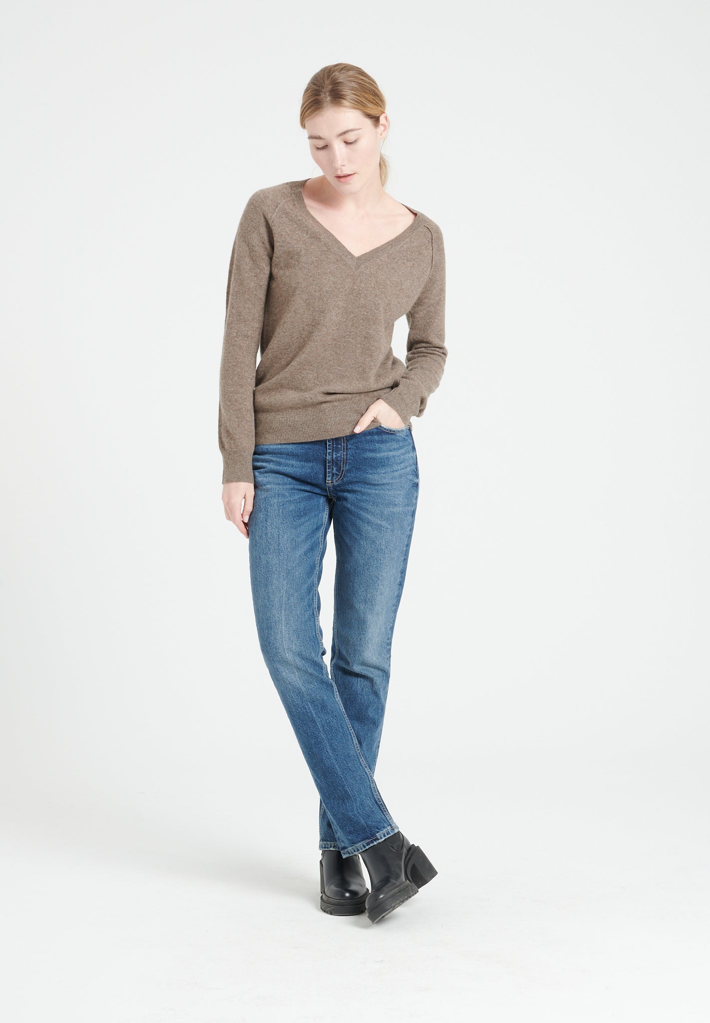 LILLY 6 Pull col V en cachemire ample taupe-col v femme-Studio Cashmere8-2XL-SC8-00185-taupe-Urbanheer