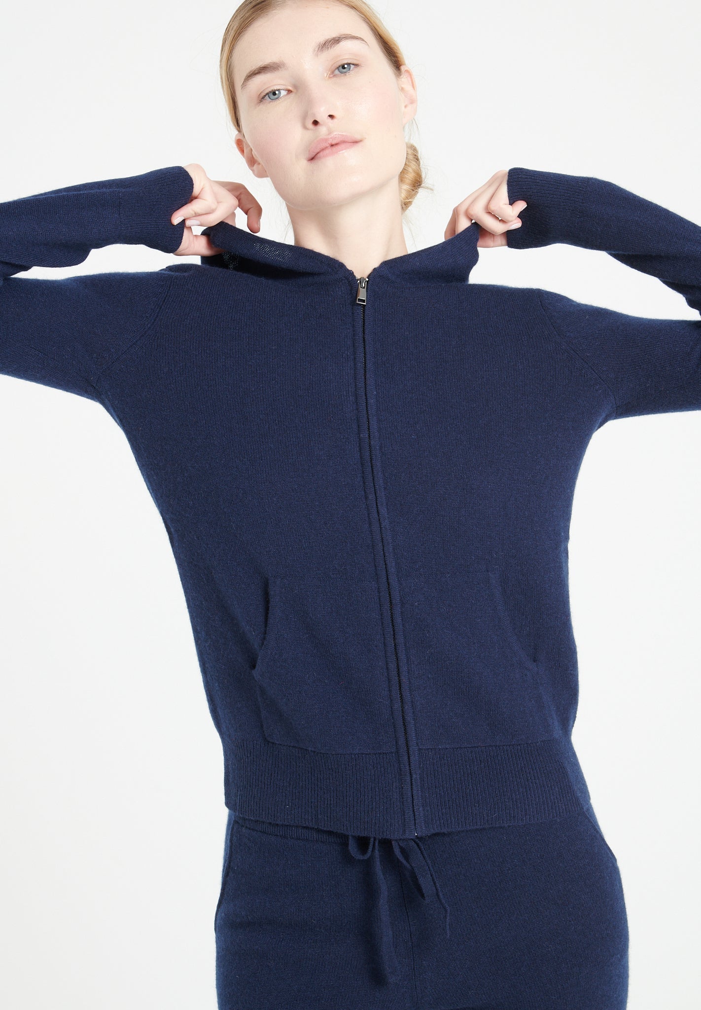 LILLY 8 Sweat à capuche zippé en cachemire bleu marine-gilet à capuche femme-Studio Cashmere8-L-SC8-00199-bleu marine-Urbanheer