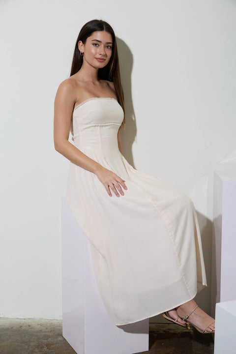 Lace Trim Strapless Gathered Detail Midi Dress