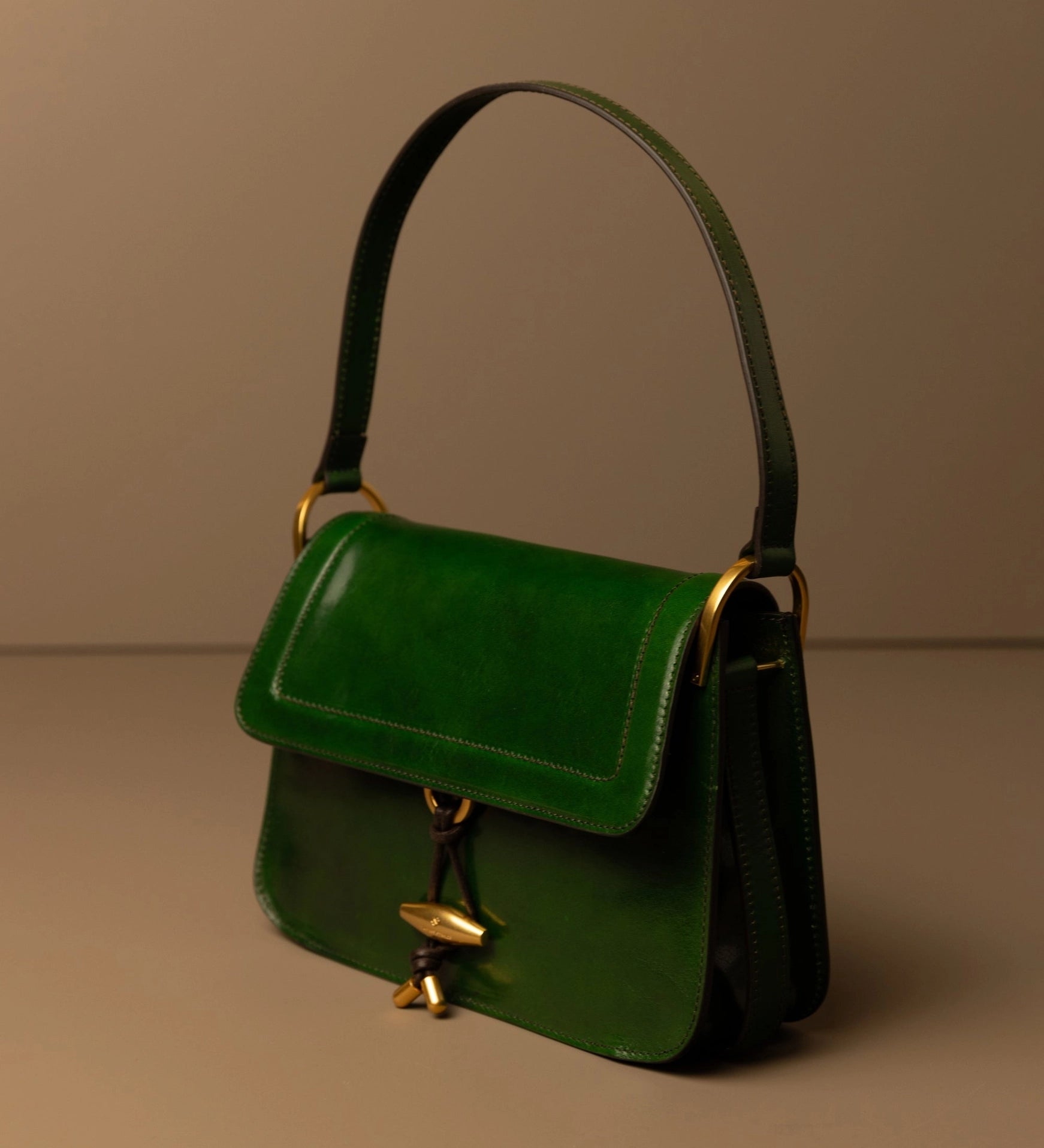 Leather Flap Bag For Women - Possession