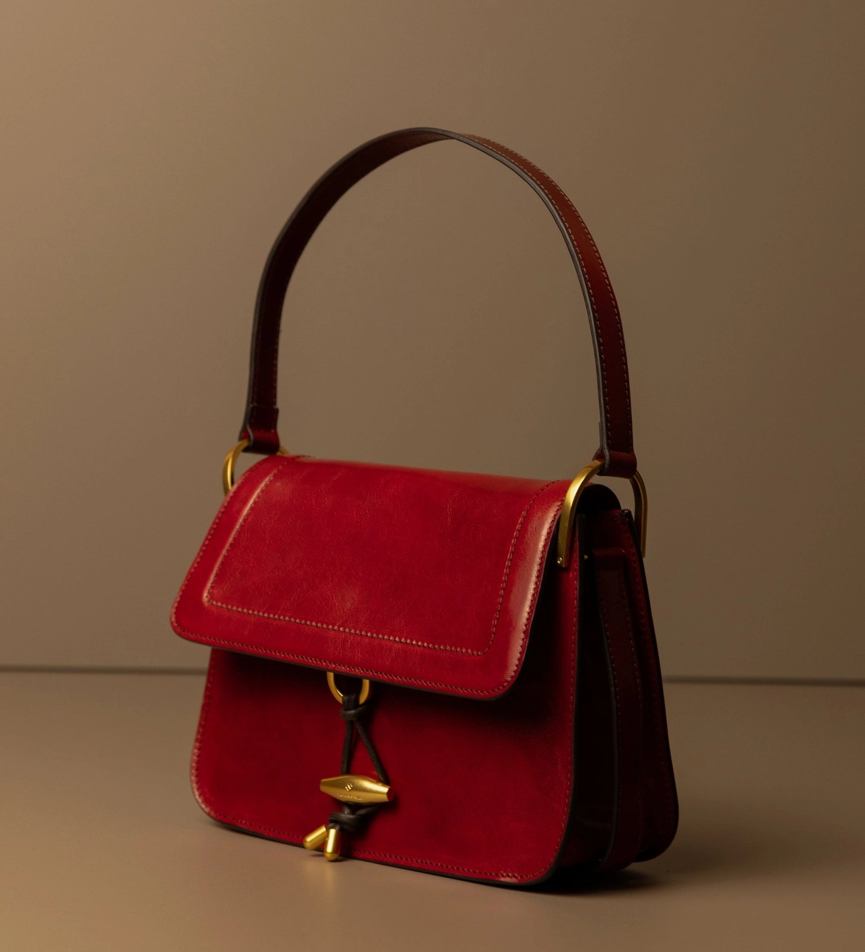 Leather Flap Bag For Women - Possession