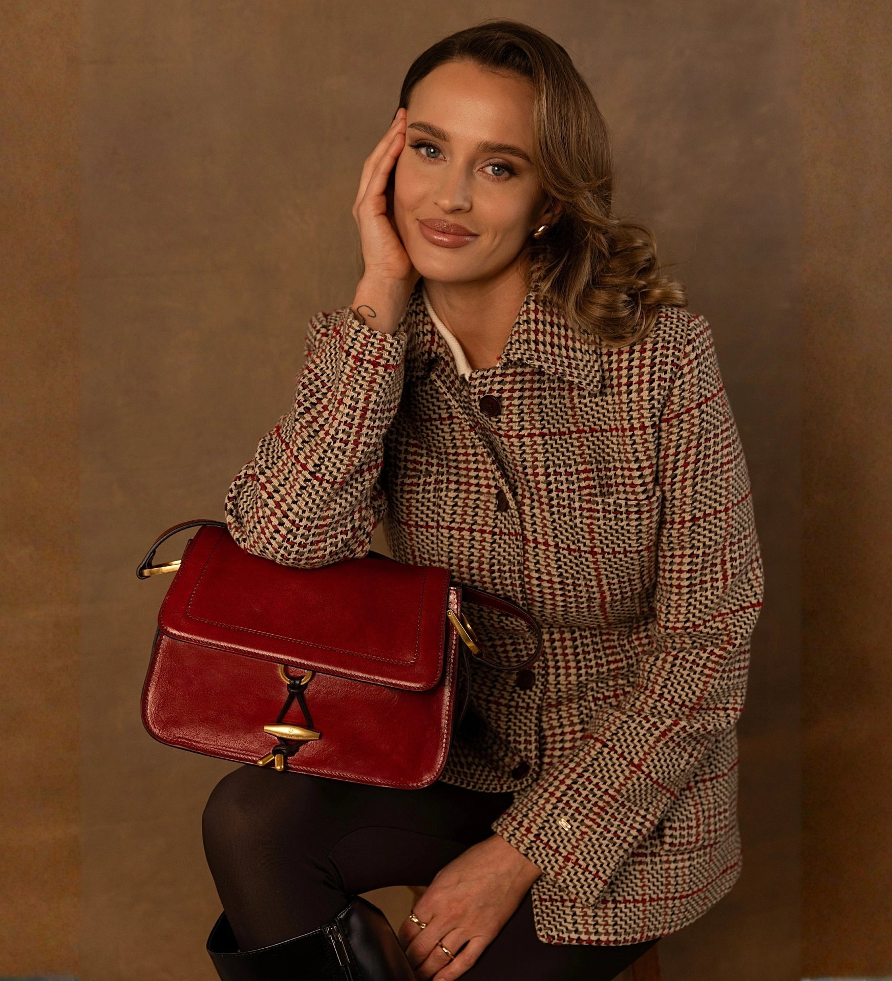 Leather Flap Bag For Women - Possession