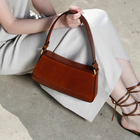 Leather Handbag - Bright Lights, Big City Brown-Shoulder Bags-Time Resistance-Brown-Urbanheer