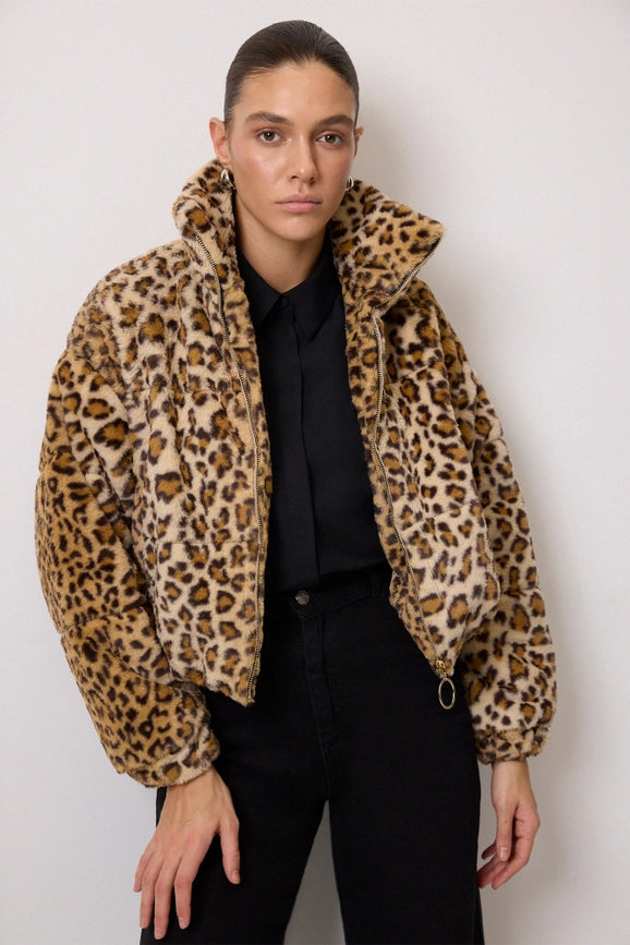 Leopard Patterned Plush Coat-Coat-Touché-S-Patterned-Urbanheer