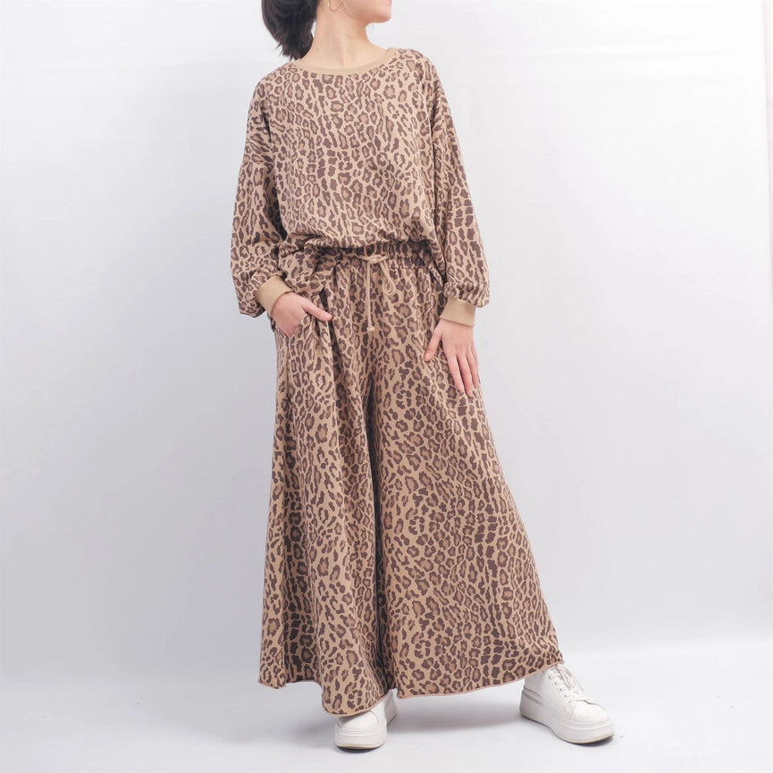 Leopard Print Sweatshirt-Sweatshirt-Cecile Wang-Camel-Urbanheer