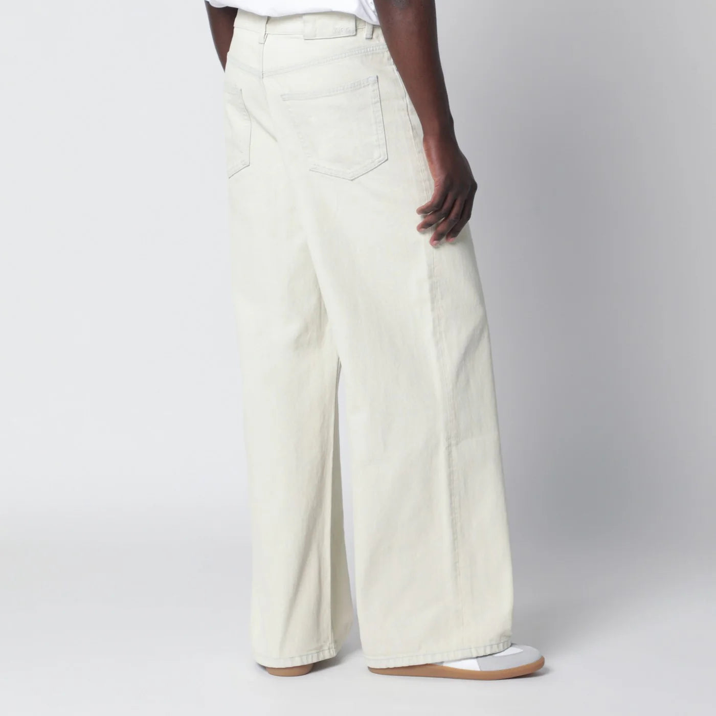 Light Blue Cotton Wide-Leg Jeans for Everyday Comfort