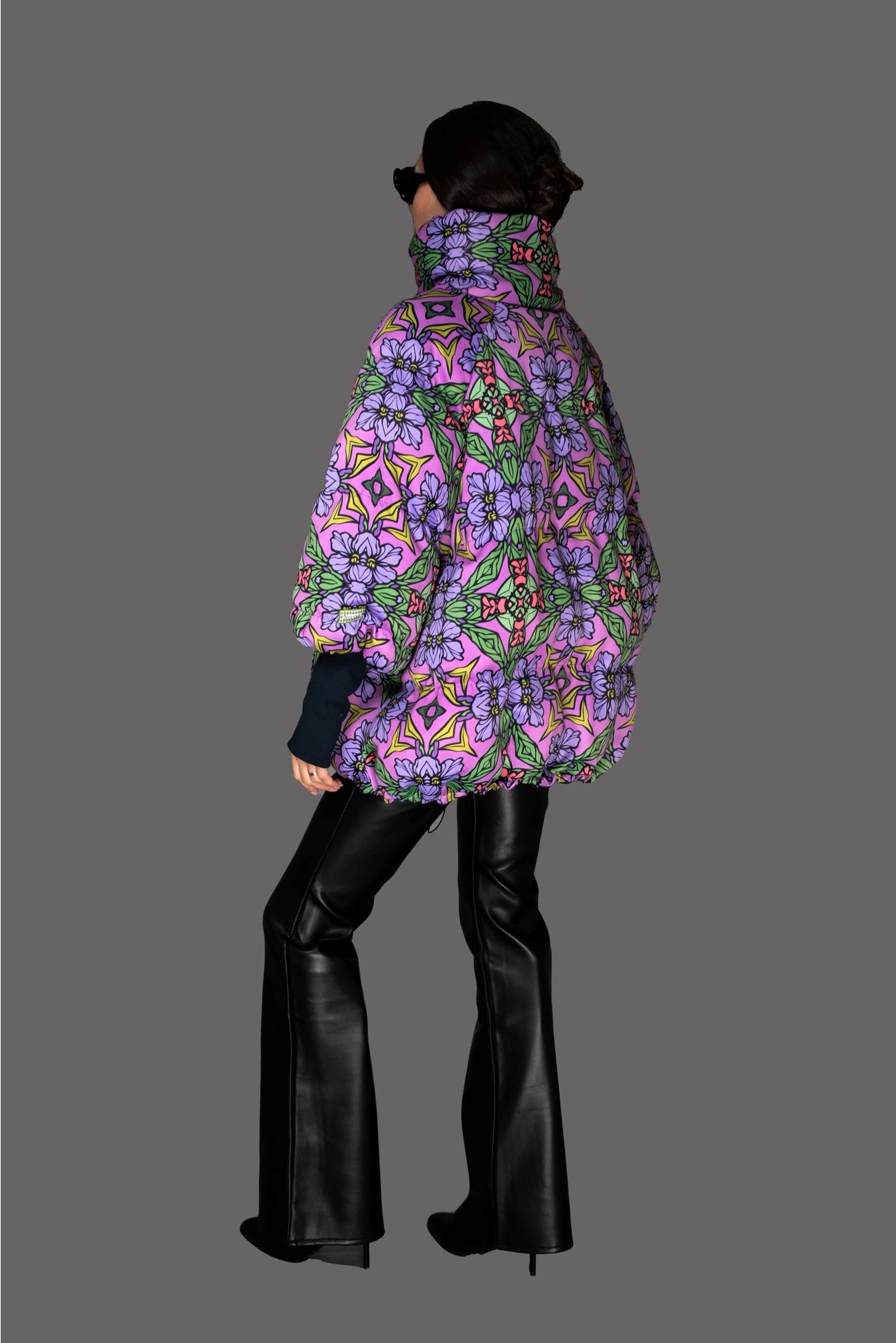 Lilac Art Nouveau Print Stand-Up Collar Puffer Jacket