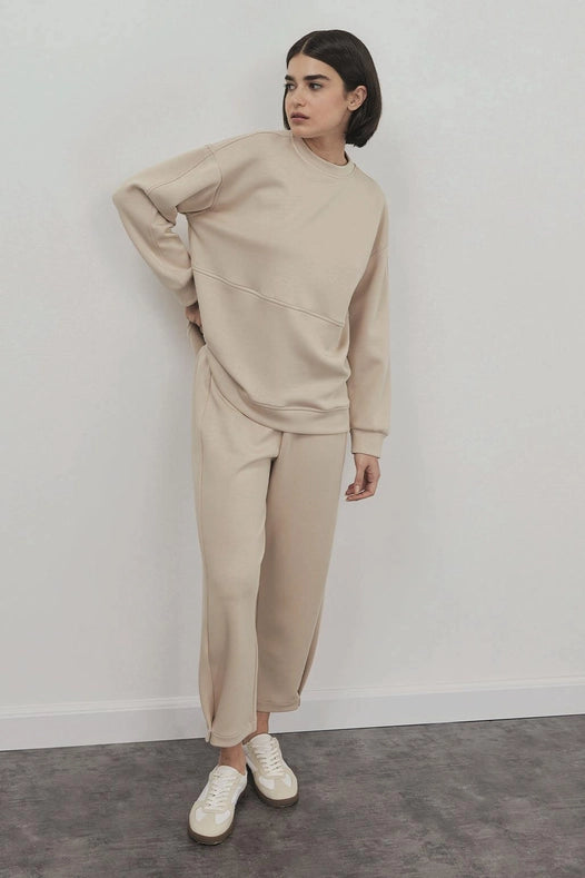Liona Slit Sweat-Pants Set Stone-SET-Kadriye Baştürk-1-Urbanheer