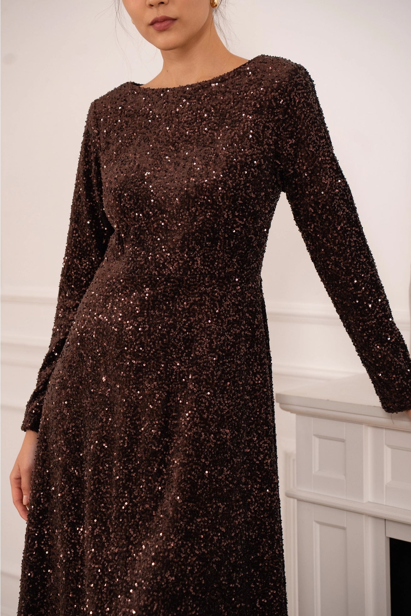 Long Sequin Dress with Long Sleeves in Mocha from Attentif Paris Urbanheer Long Sequin Dress with Long Sleeves in Mocha from Attentif Paris Urbanheer