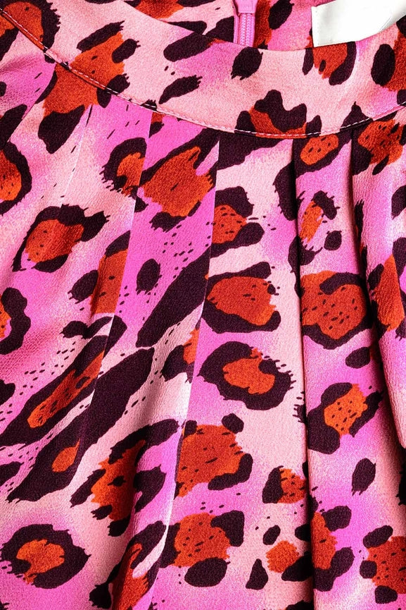 Long Sleeved Blouse in Trendy Fuchsia Leopard Print-Blouse-Q2-S-FUCHSIA-Urbanheer