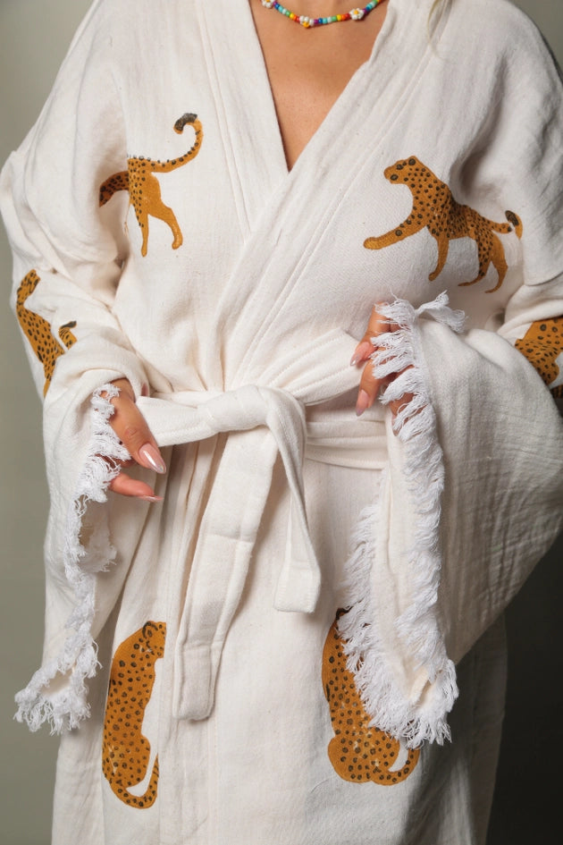 Long Tiger Kaftan Kimono Robe White Kimono Brown Tiger-Kimono-Moa-W: 33.5“inches (85cm) L: 47.2“inches (120cm)-Urbanheer