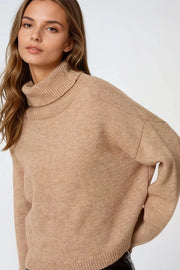 Loose Beige Sweater with Dropped Sleeves-Sweater-Q2-S-Beige-Urbanheer