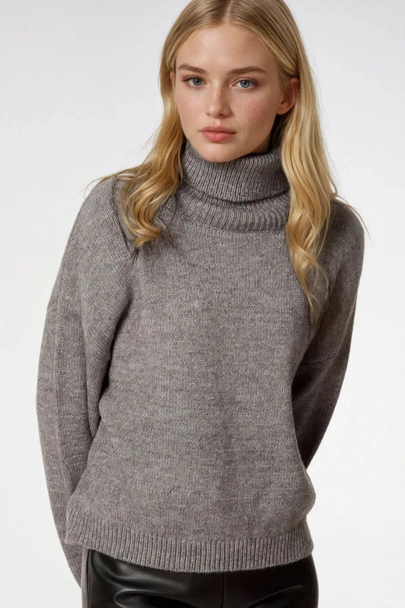 Loose Grey Sweater with Dropped Sleeves-Sweater-Q2-S-Grey-Urbanheer