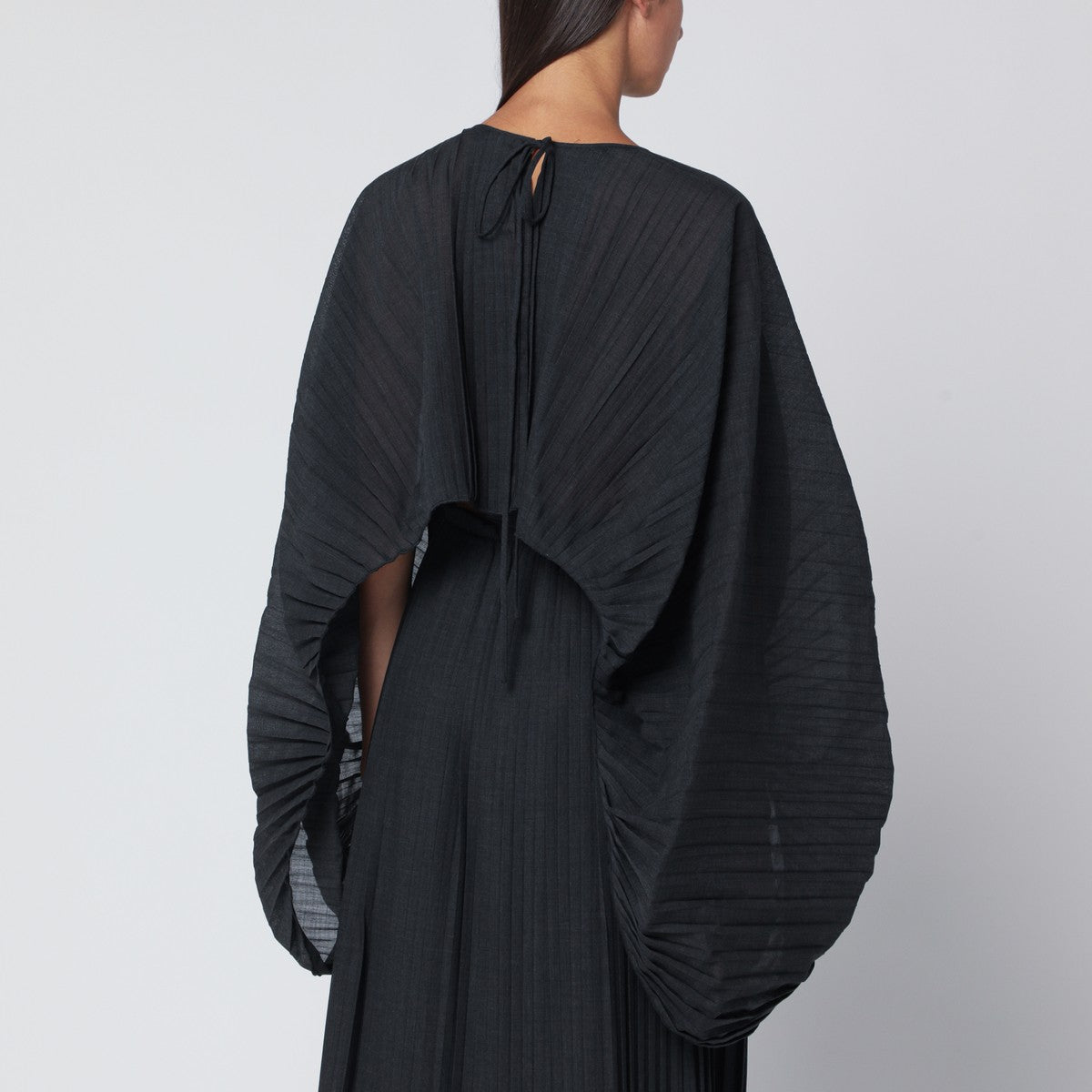 MKDT Studio Gray Anthea-Atelier pleated cape