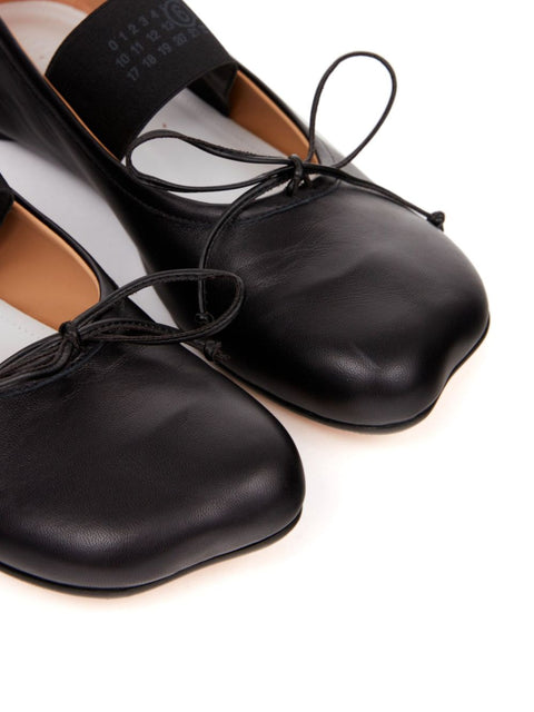 MM6 Maison Margiela Flat shoes BLACK