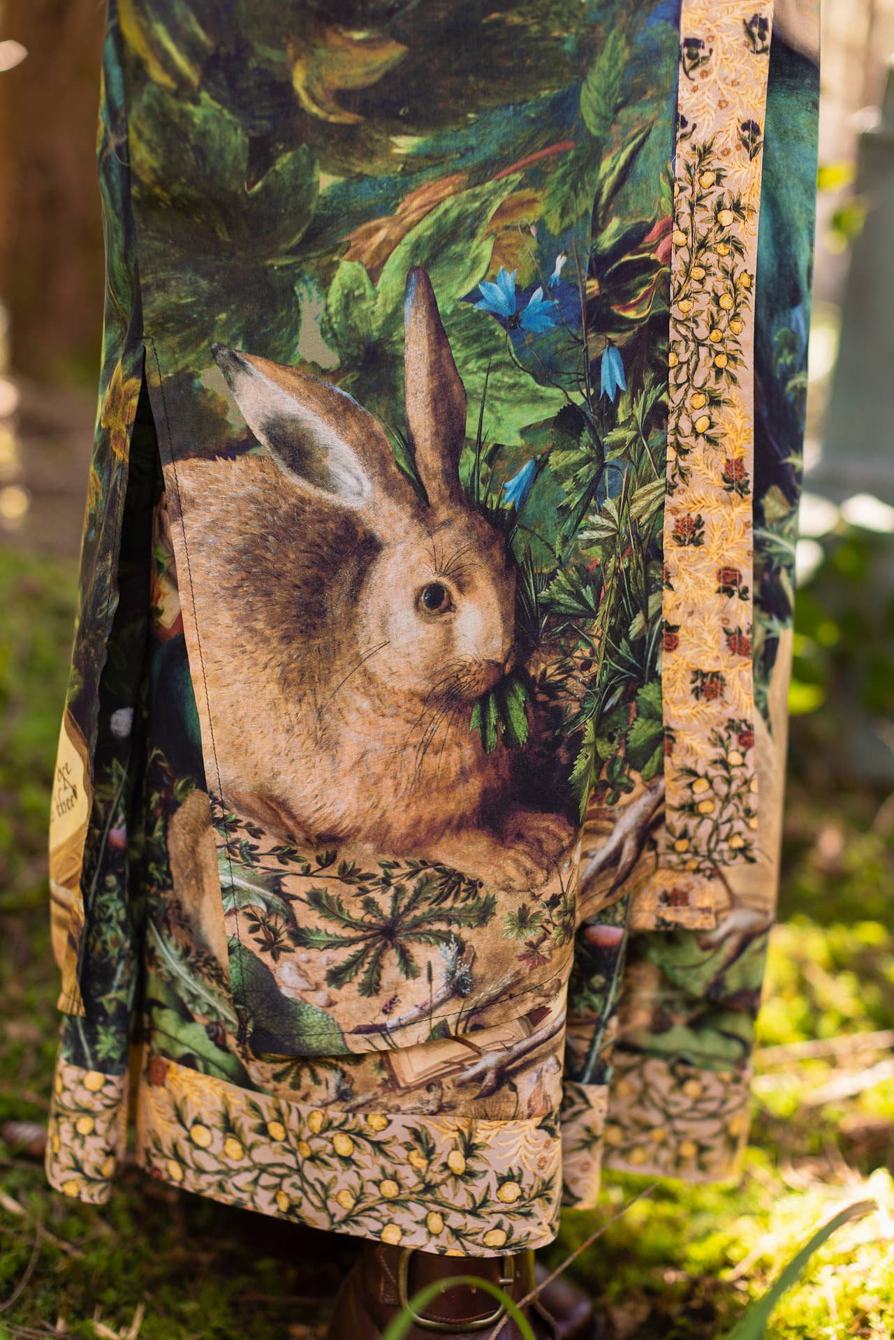 Bella Notte Opera Duster Kimono Robe W/Rabbit & Moon