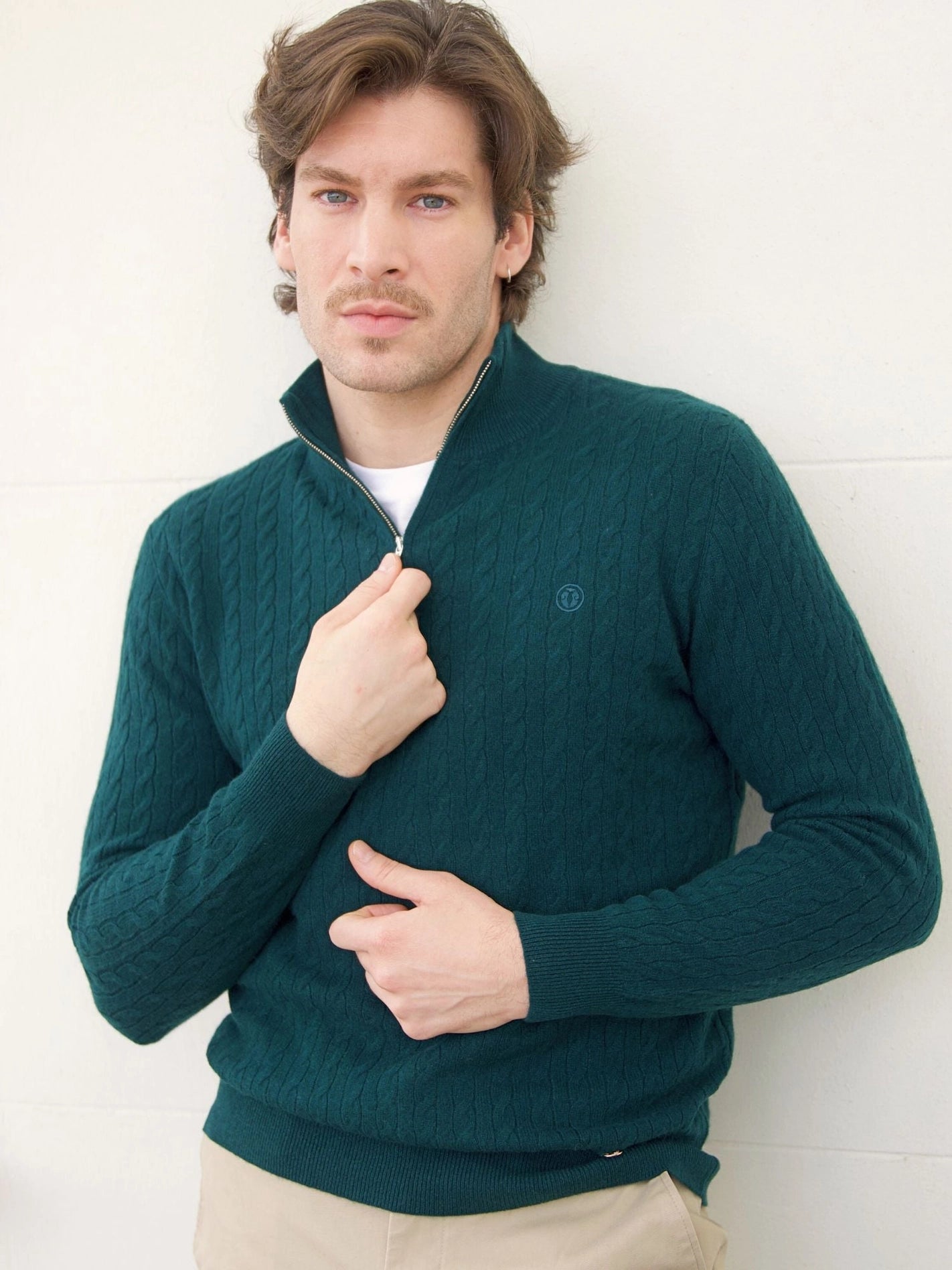 Men’s Cashmere Cable Knit Sweater