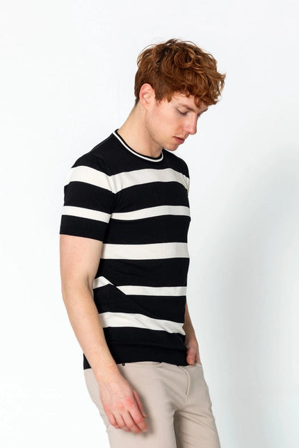 Men'S Crew-Neck Knitted Striped Shirt - Black