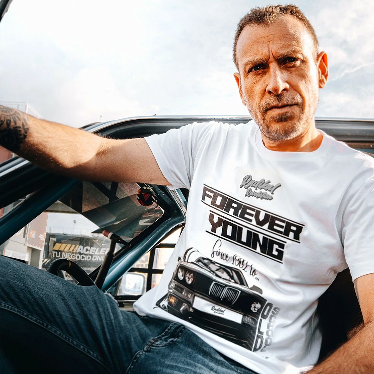 V4HCED30AB1C8AD462C1DF6B0F325DFE134R6992044P5